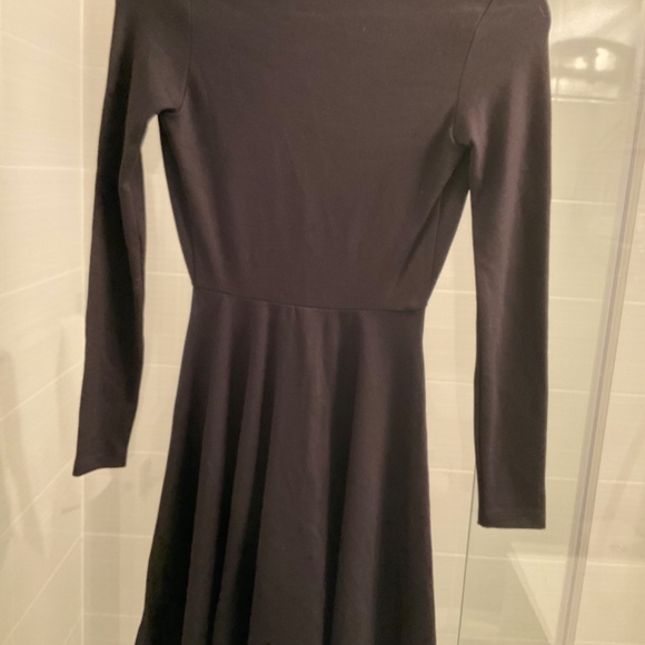 American Apparel Deep V Skater Dress - Picture 3 of 6